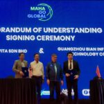 Ministers witnessing the international halal compliance partnership between Novavita and overseas delegates at MAHA 2026
